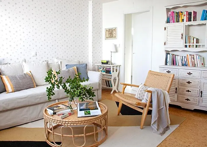 Wishome-Casa Muy Grande Con Precioso Jardin Y Piscina En Comillas וילה *