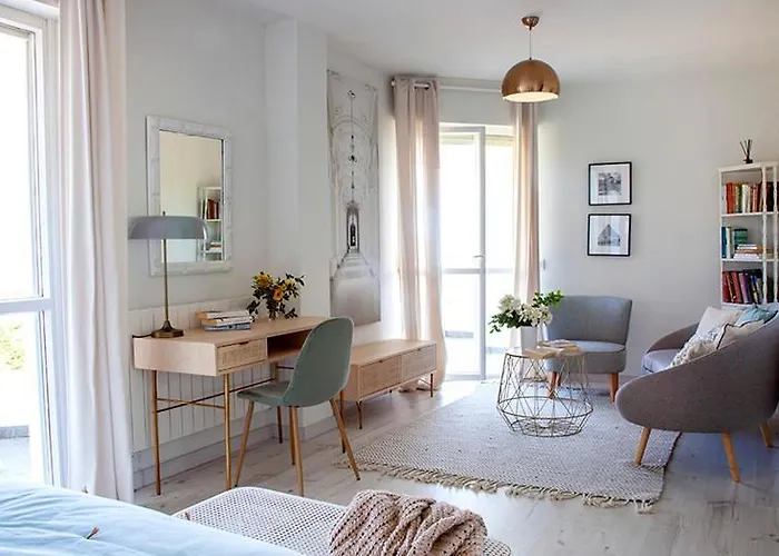 Villa Wishome-Viila Con Piscina En Comillas Con Servicios De Hotel *