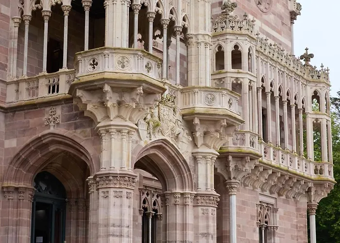 Villa Wishome-Casa Muy Grande Con Precioso Jardin Y Piscina En Comillas *